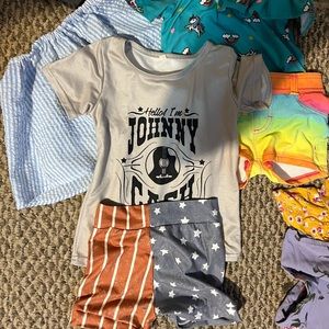 18/24 months baby bundle. Boutique items.